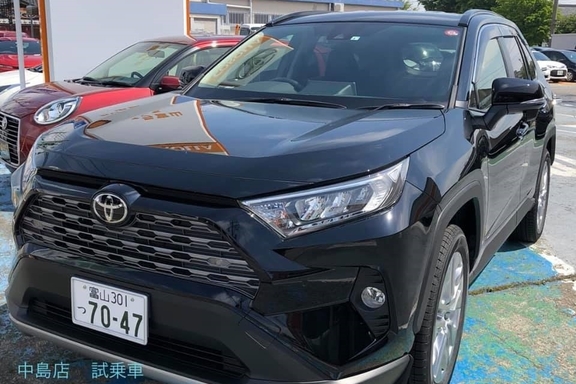 RAV4  トヨタカローラ富山